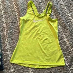 Nike razor back tank size S